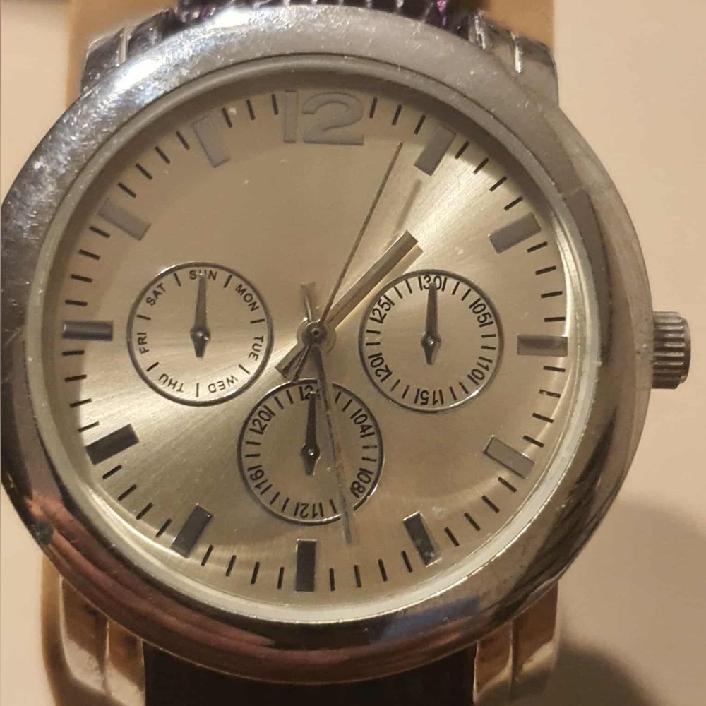🦋10/$20🦋 Silver/Brown Leather Women's Watch